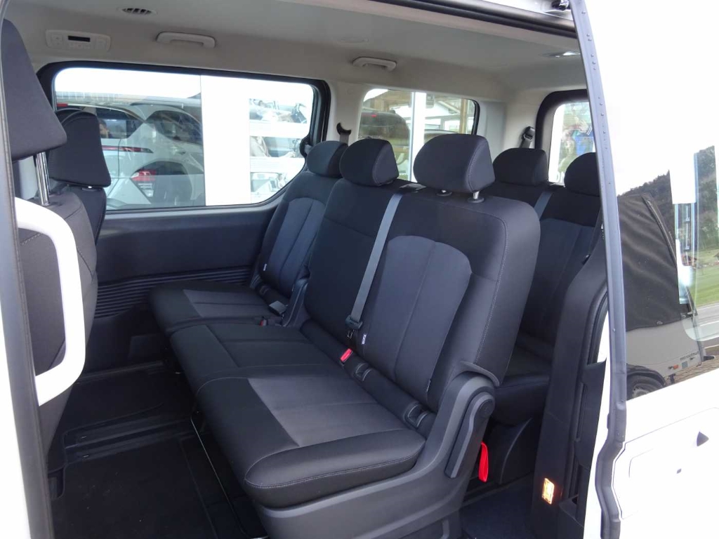 STARIA 1.6 T-GDI Hybrid AT, TREND 18 Alu, Park-Pa Navi LED Apple CarPlay Android Auto